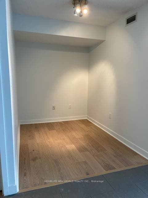 15 Fort York Boulevard Unit 901 photo 9