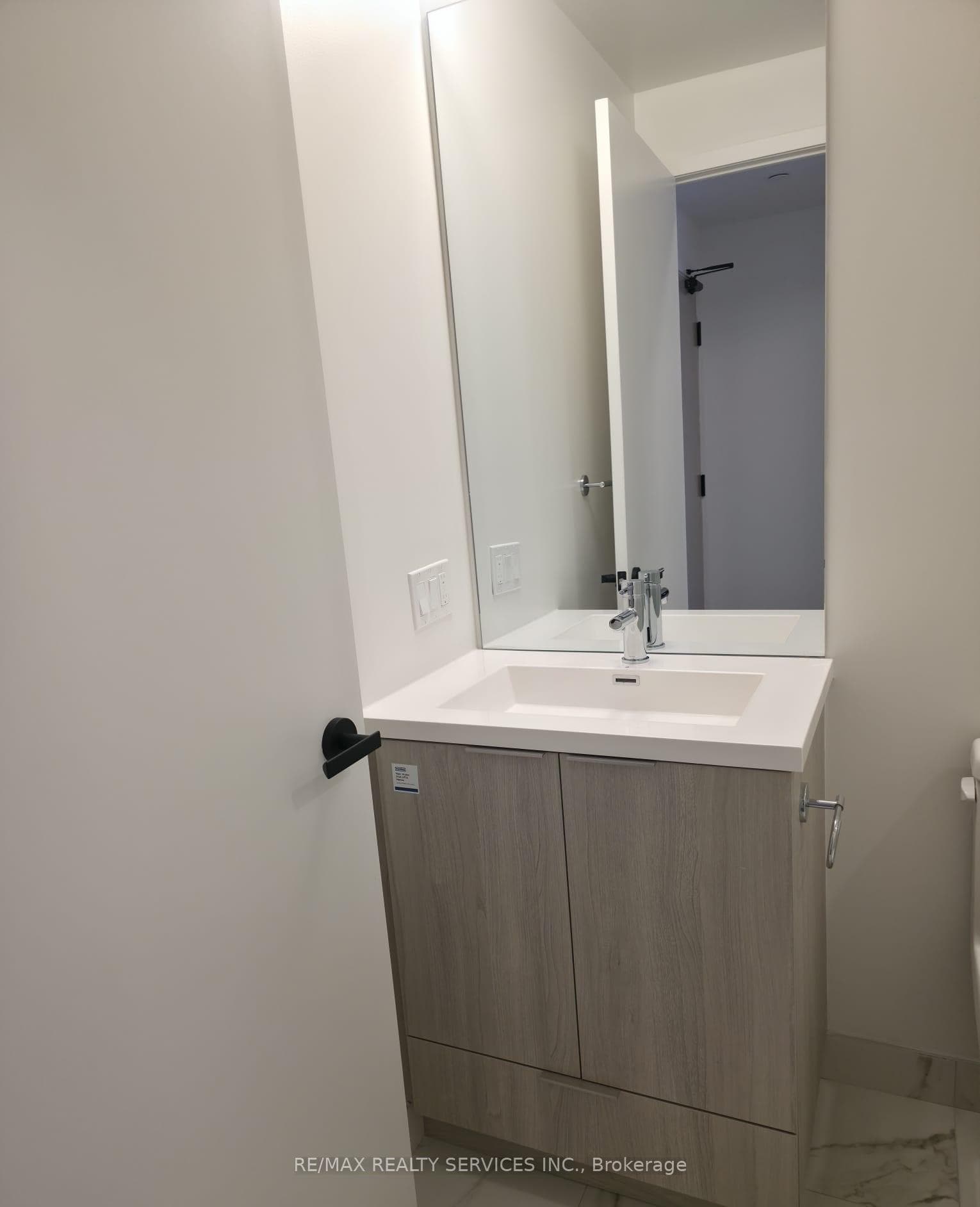 195 Commerce Street Unit 3105 photo 7