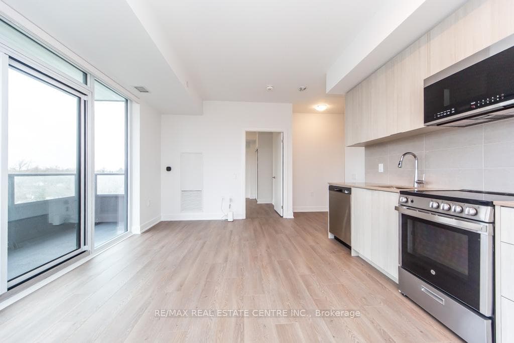 2088 James Street Unit 610 photo 11