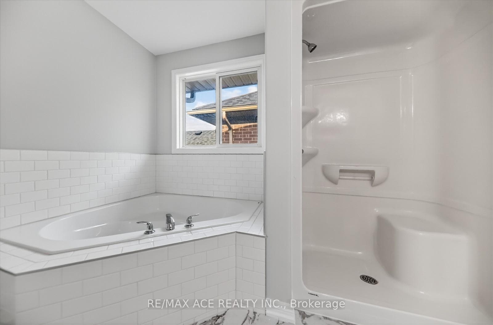 613 Lemay Grove photo 27