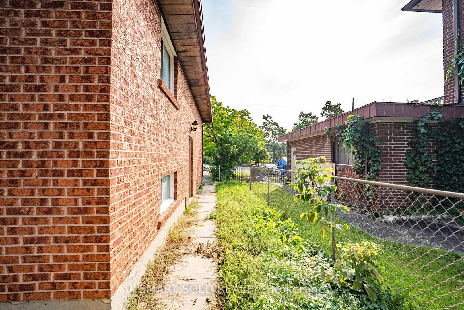8412 Islington Avenue photo 38