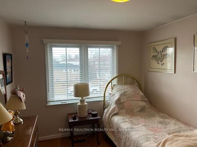 44 Dibgate Boulevard photo 8