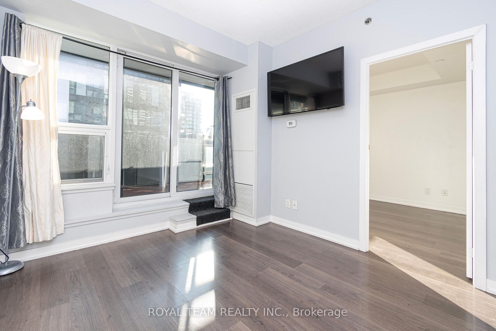 225 Sackville Street Unit 508 photo 7
