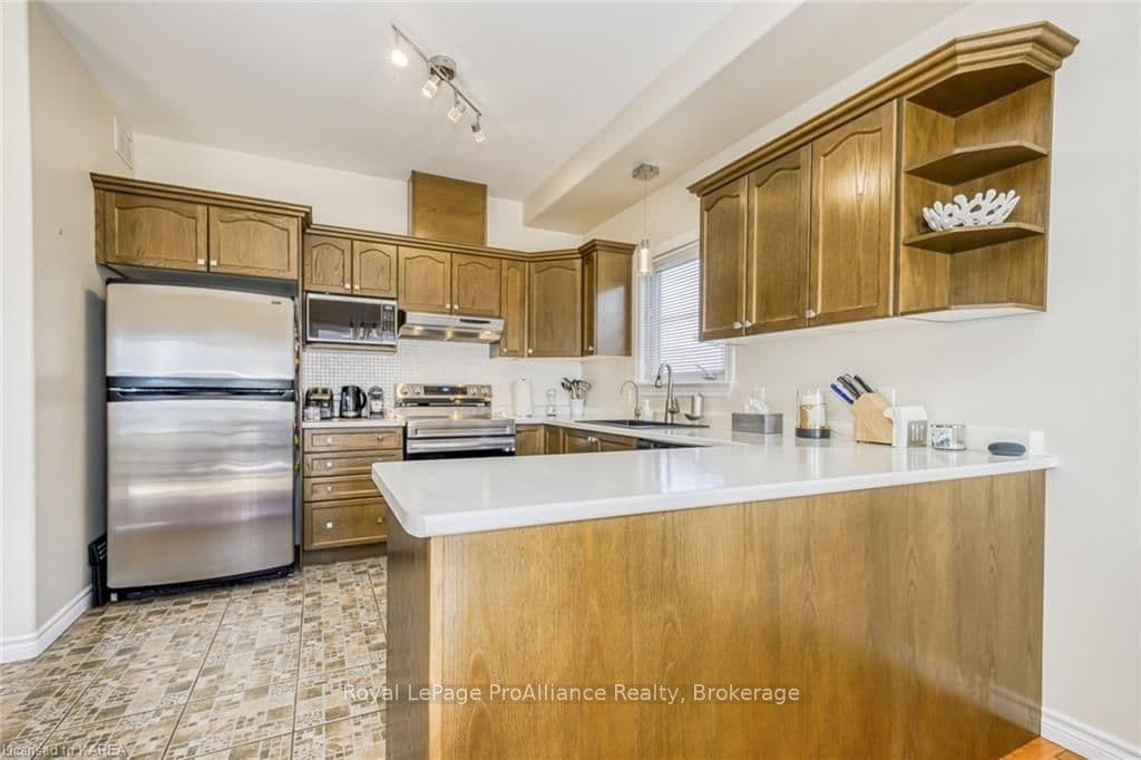 1201 WHEATHILL Street photo 9