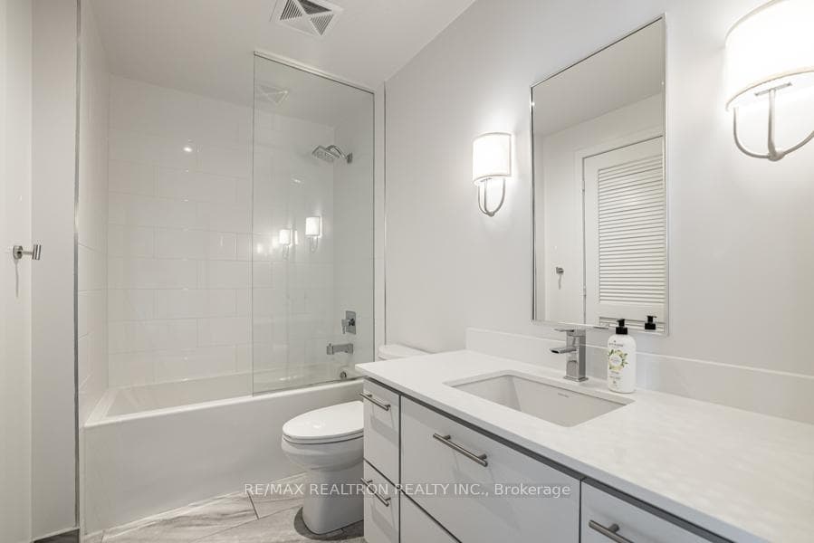 241 Sea Ray Avenue Unit A319 photo 23