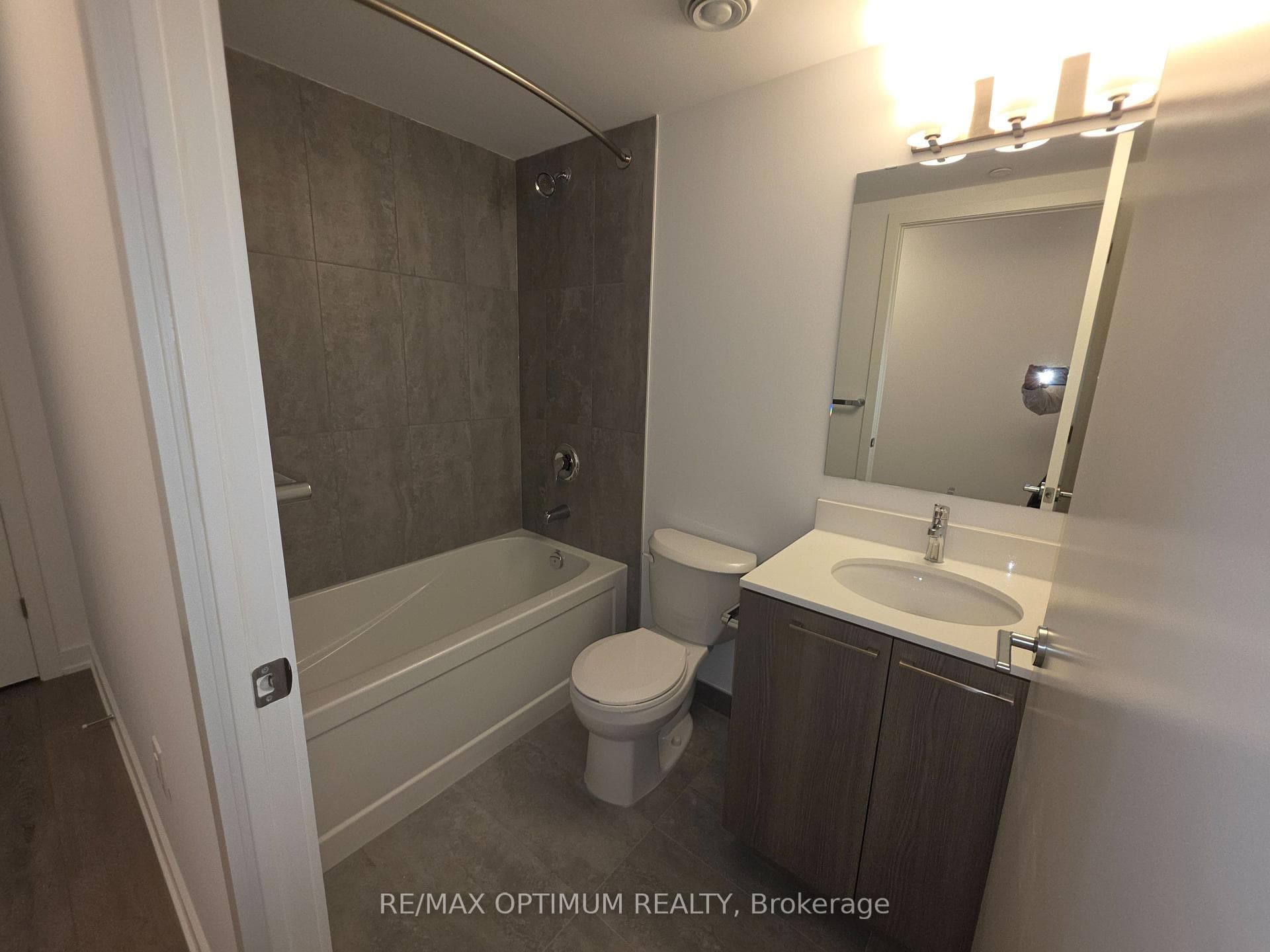 7437 Kingston Road Unit 705B photo 15
