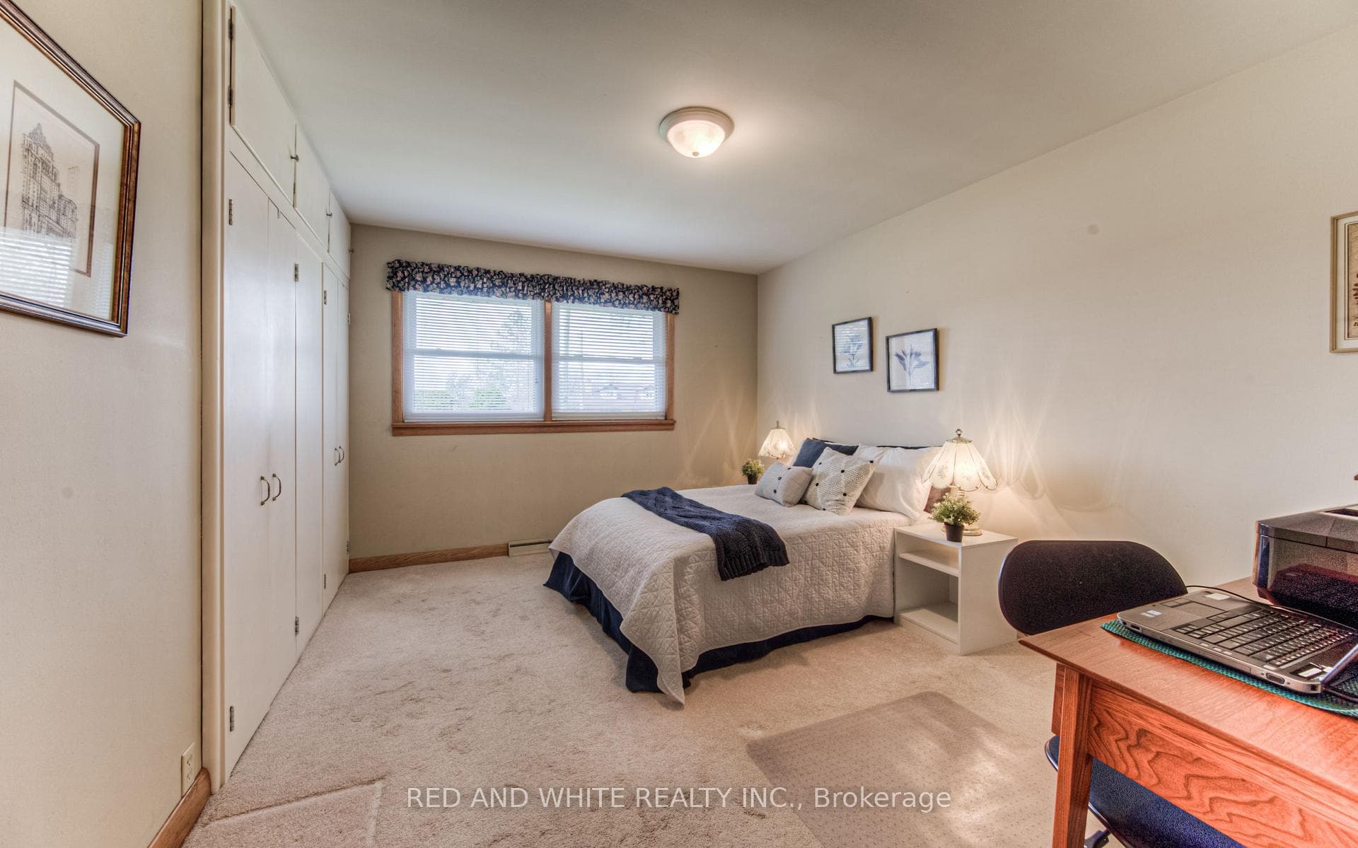 137 Riverbank Drive photo 18