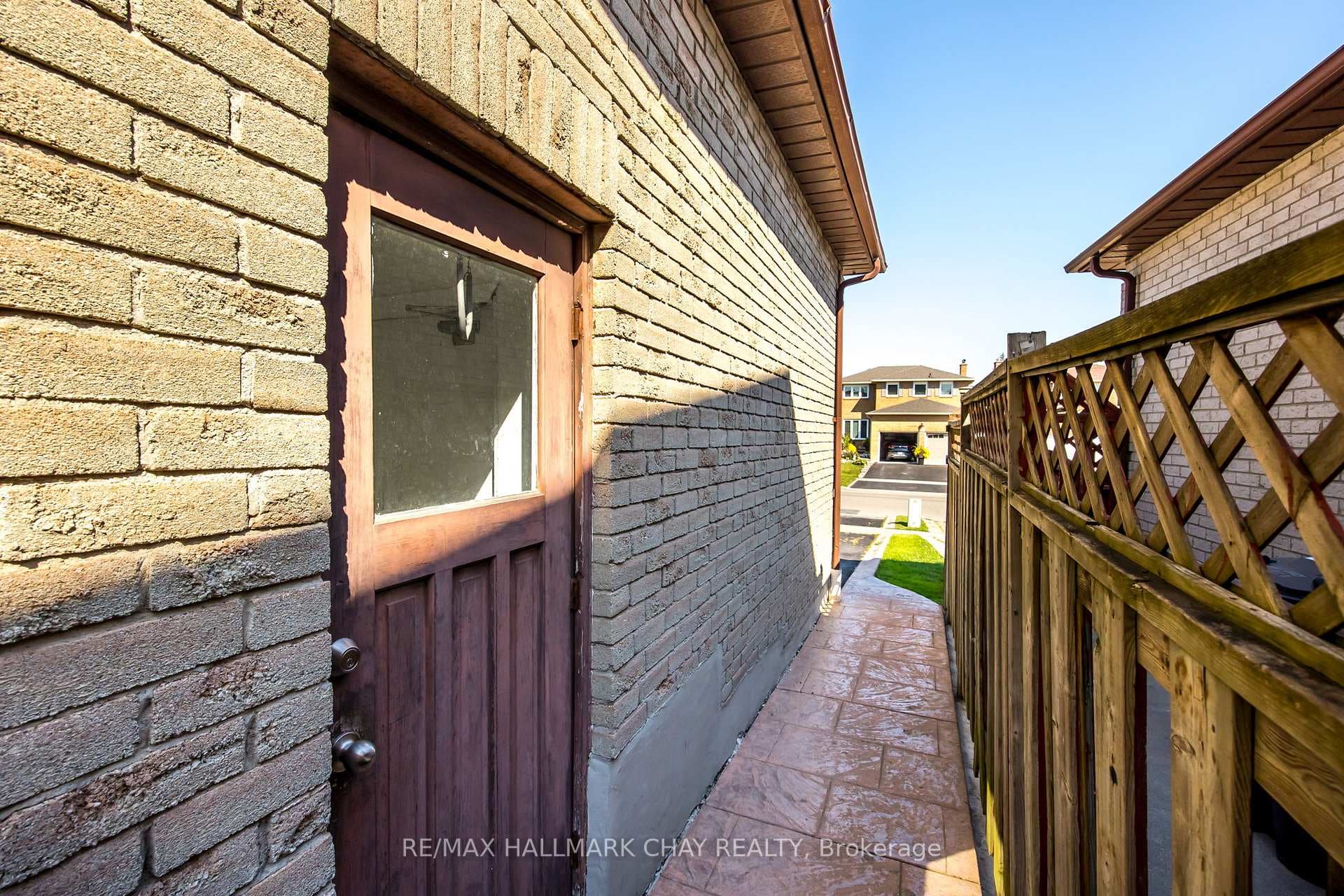 134 Havelock Drive photo 35