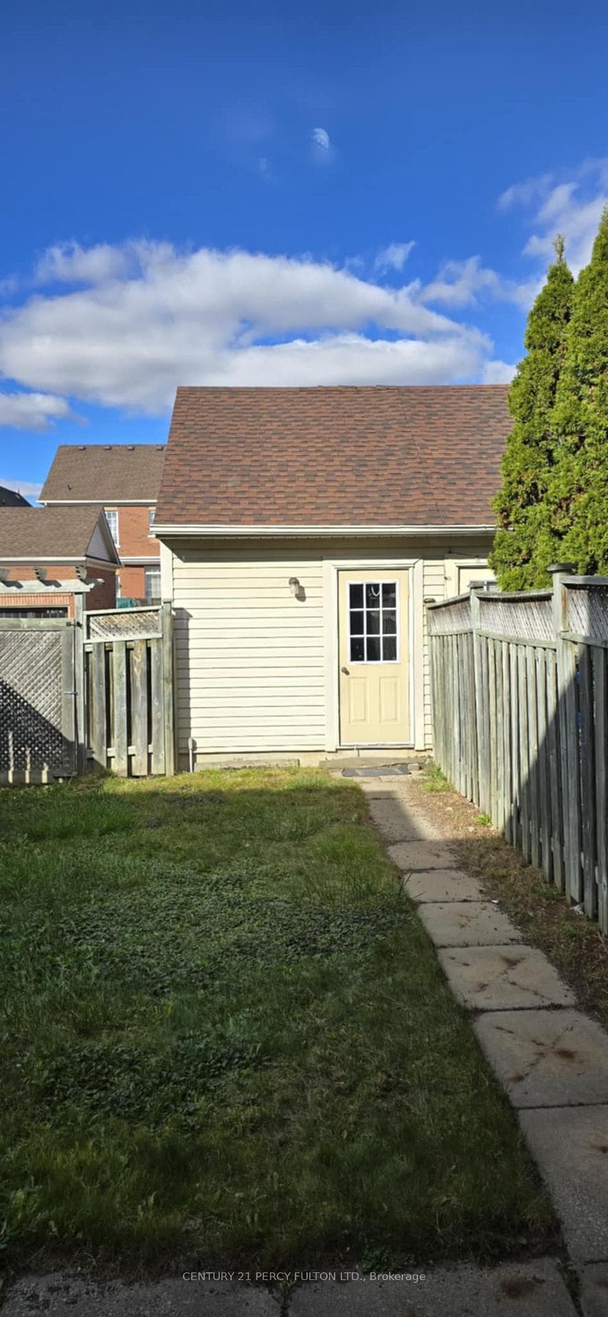 96 Riverlands Avenue photo 22