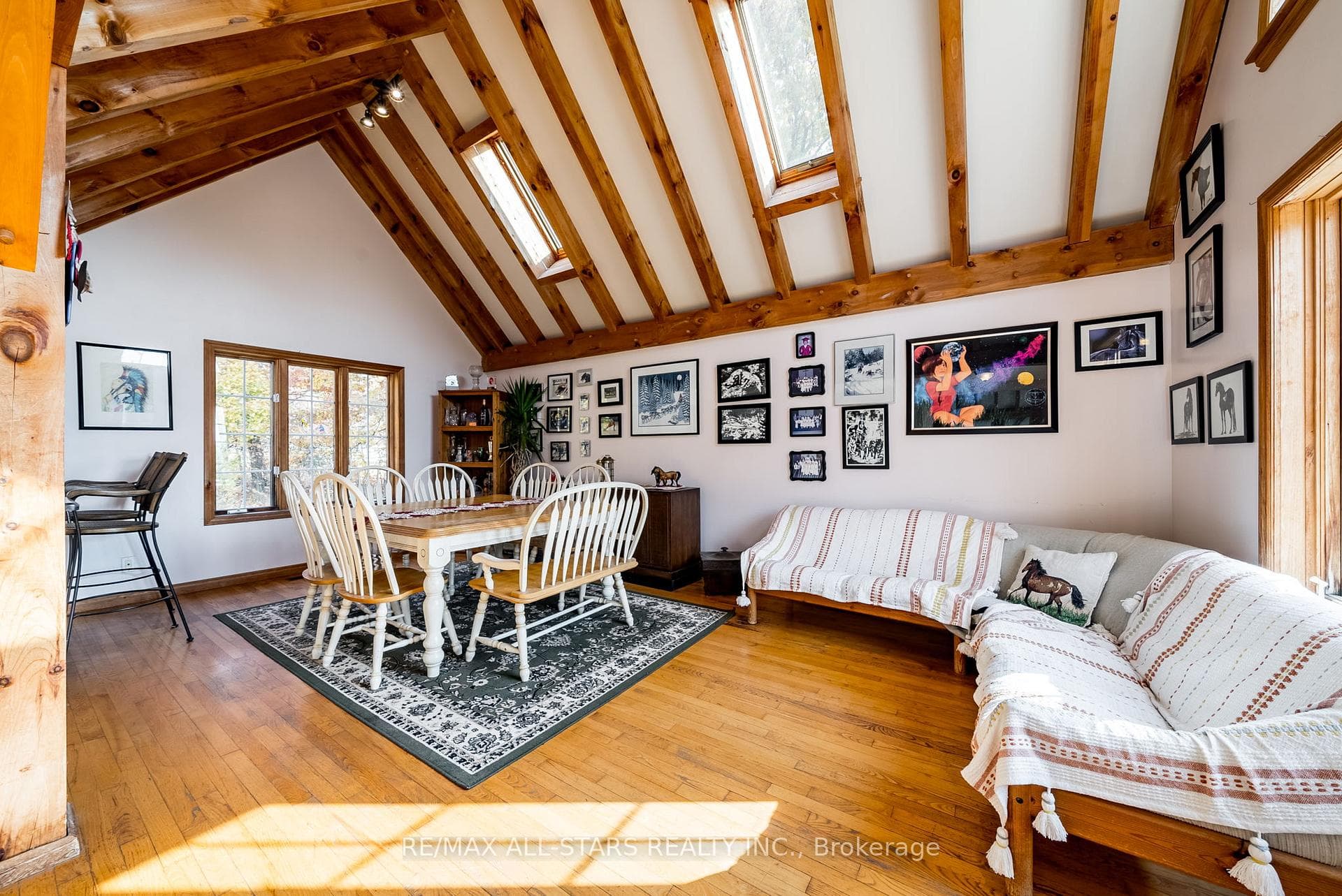 100 Snow Ridge Court photo 6