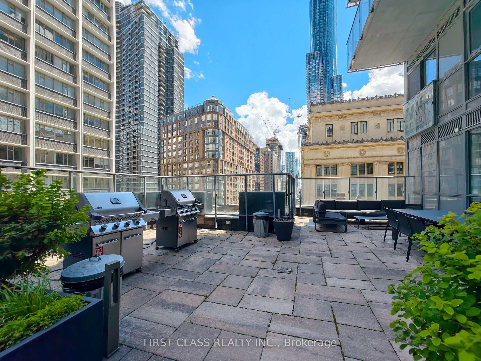 7 Grenville Street Unit 3611 photo 21
