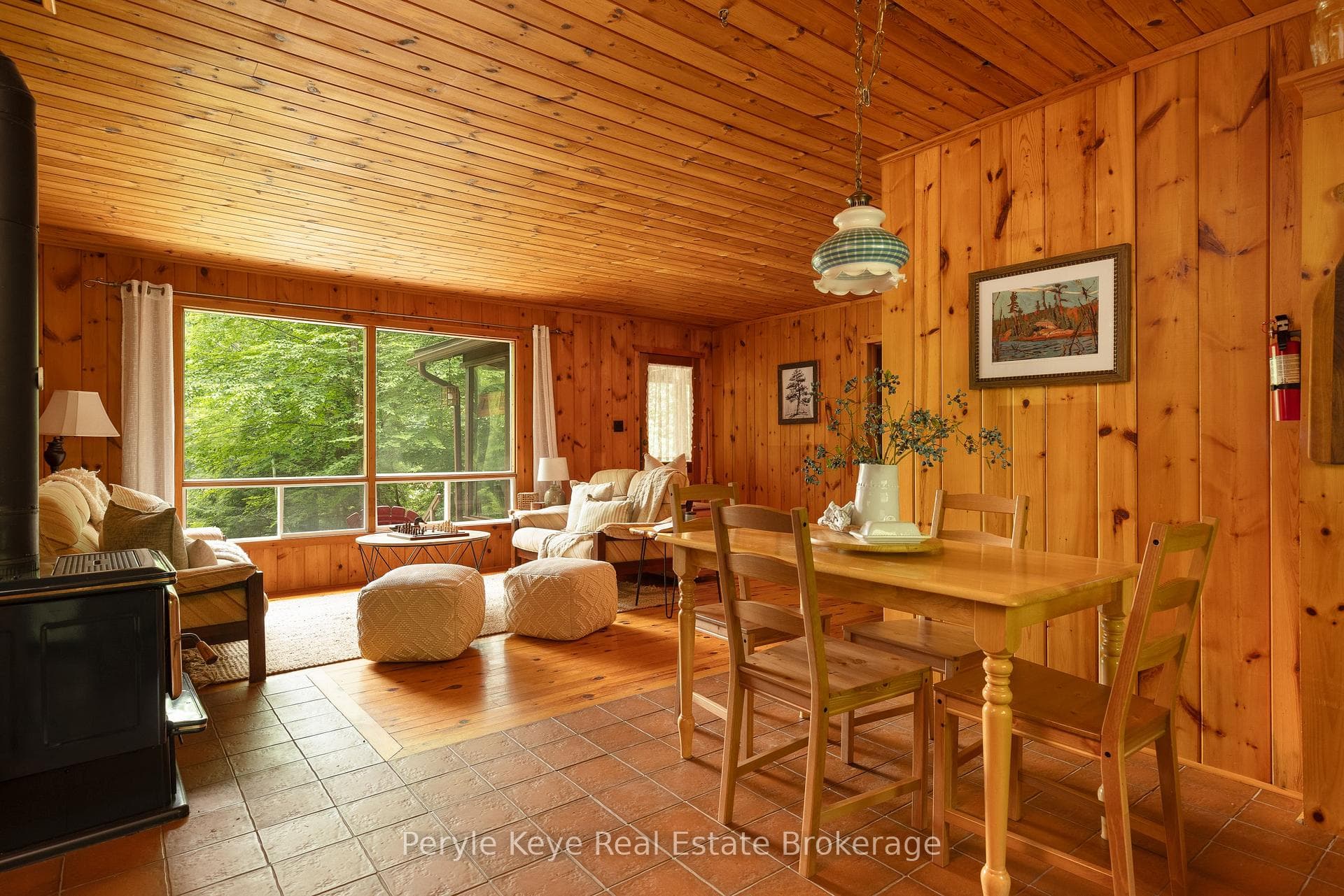1057 H R S Road photo 1