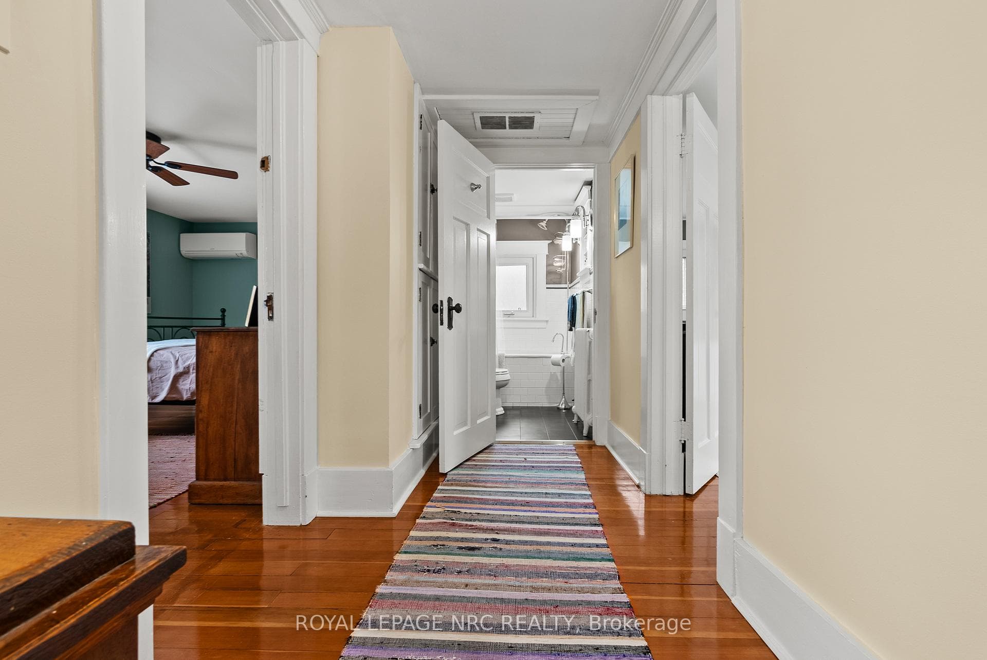 5 Greenlaw Place photo 22