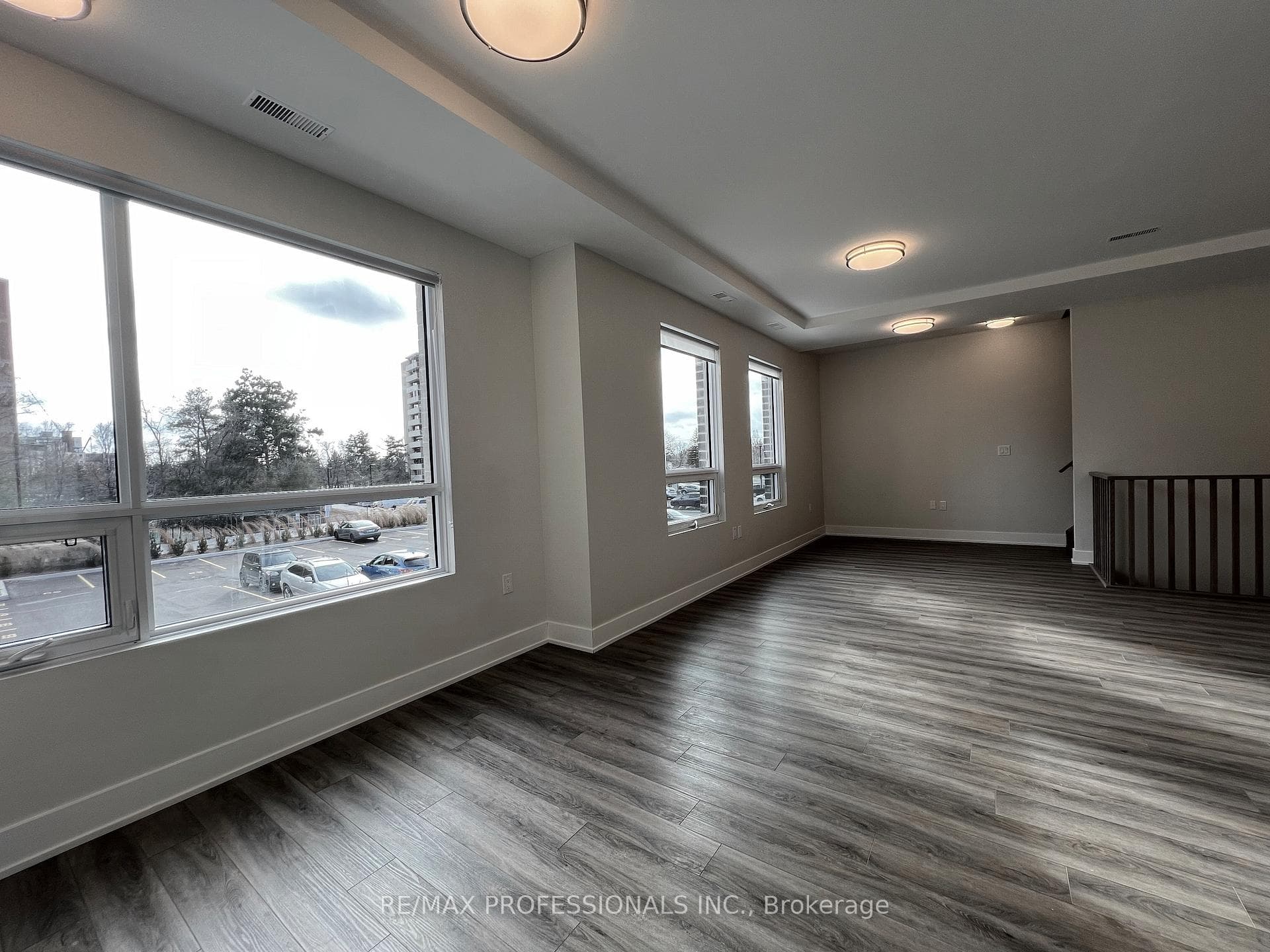 62 Dixfield Drive Unit 123 photo 15