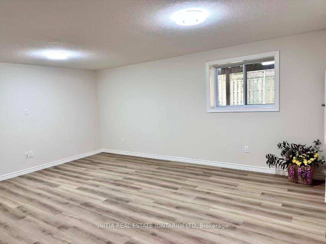 1010 Fanshawe Park Road Unit 31 photo 25