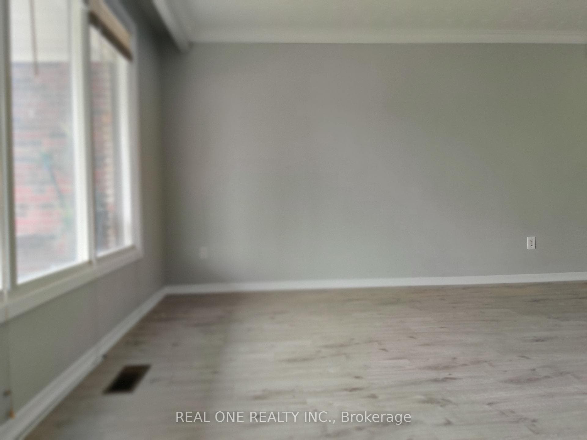 49 Corinthian Boulevard Unit upper photo 5