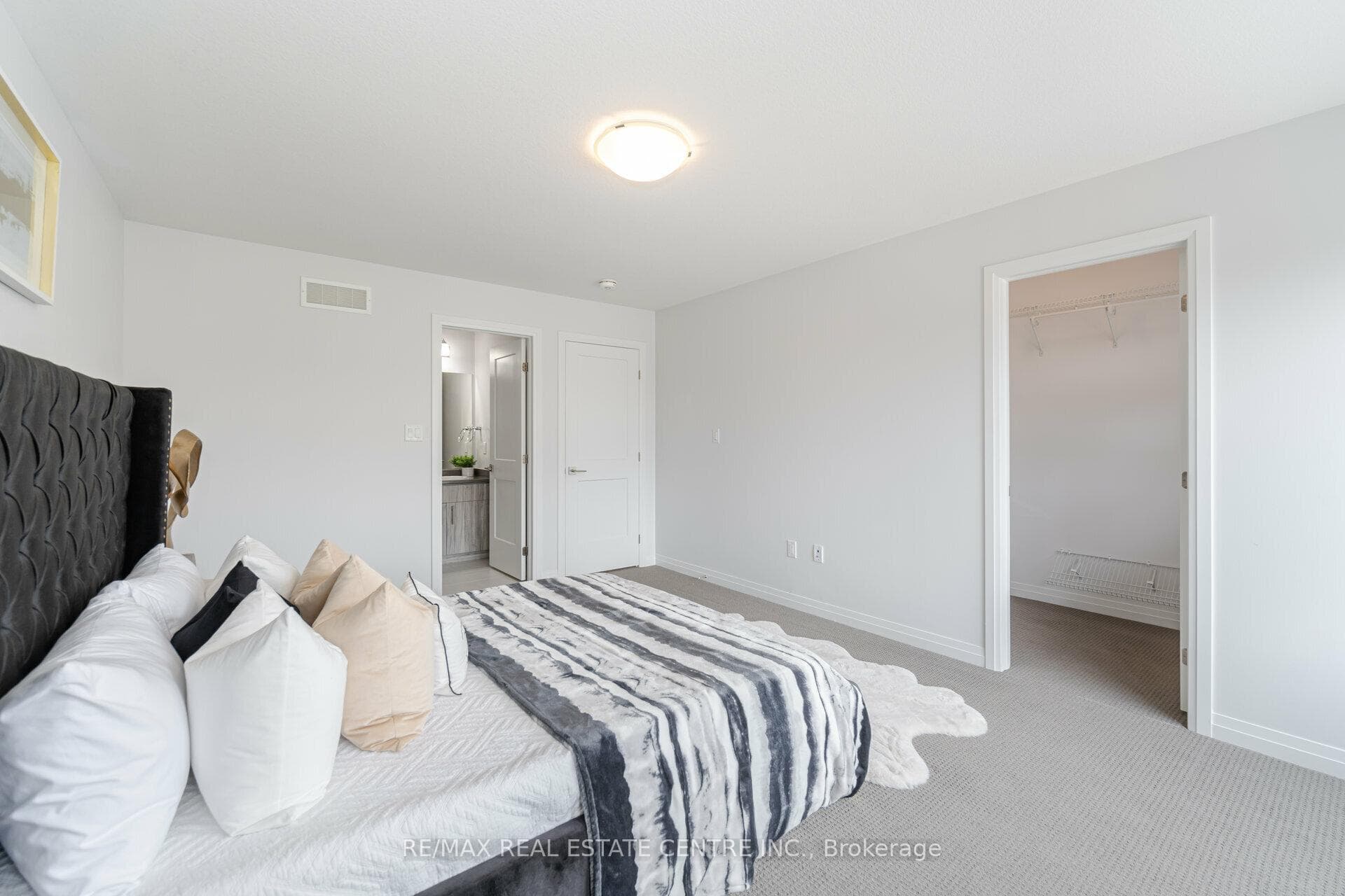 30 Times Square Boulevard Unit 45 photo 22