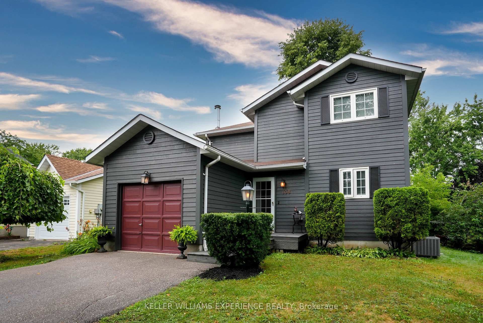 108 Elizabeth Street photo 1