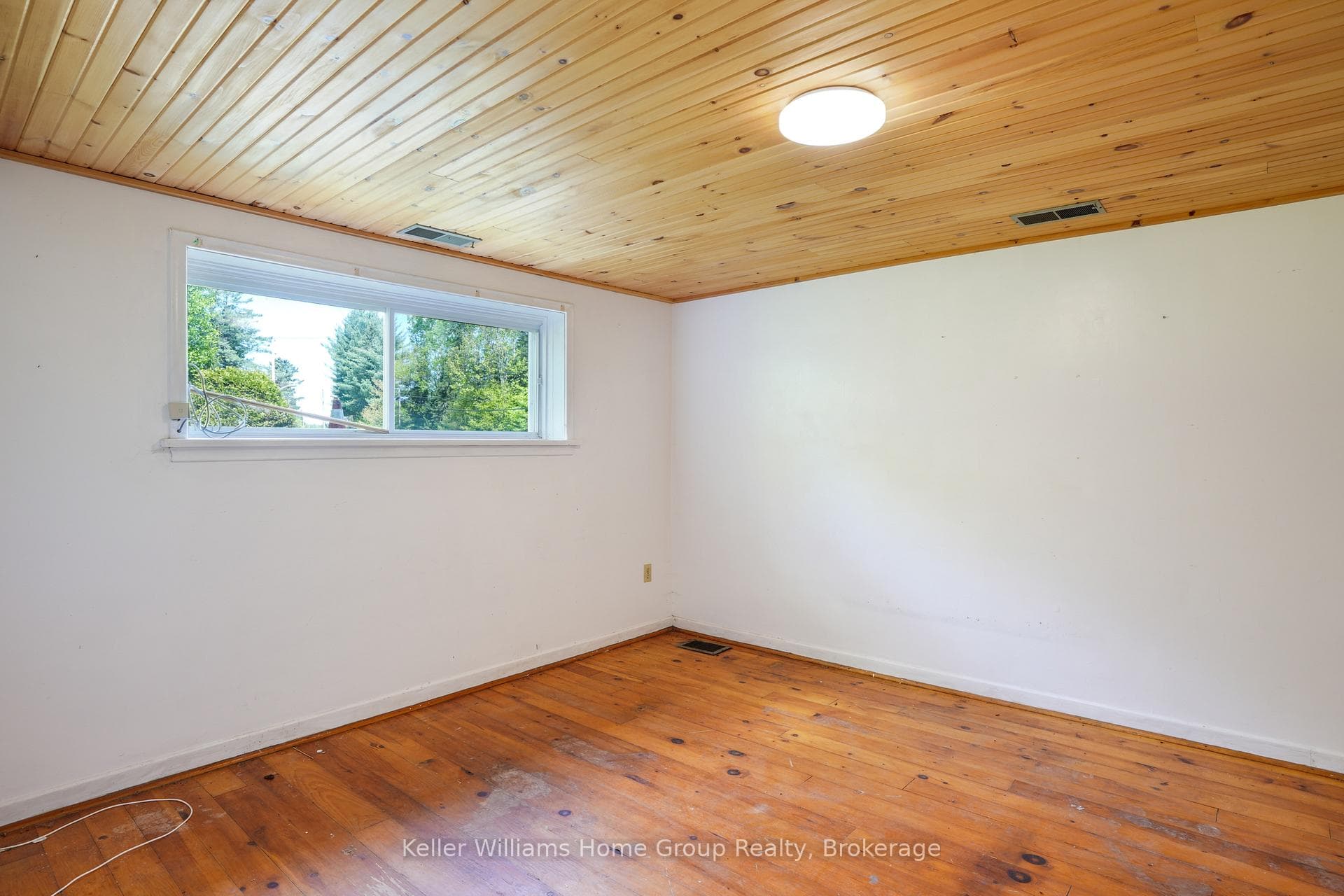 311 CHEMAUSHGON Road photo 21