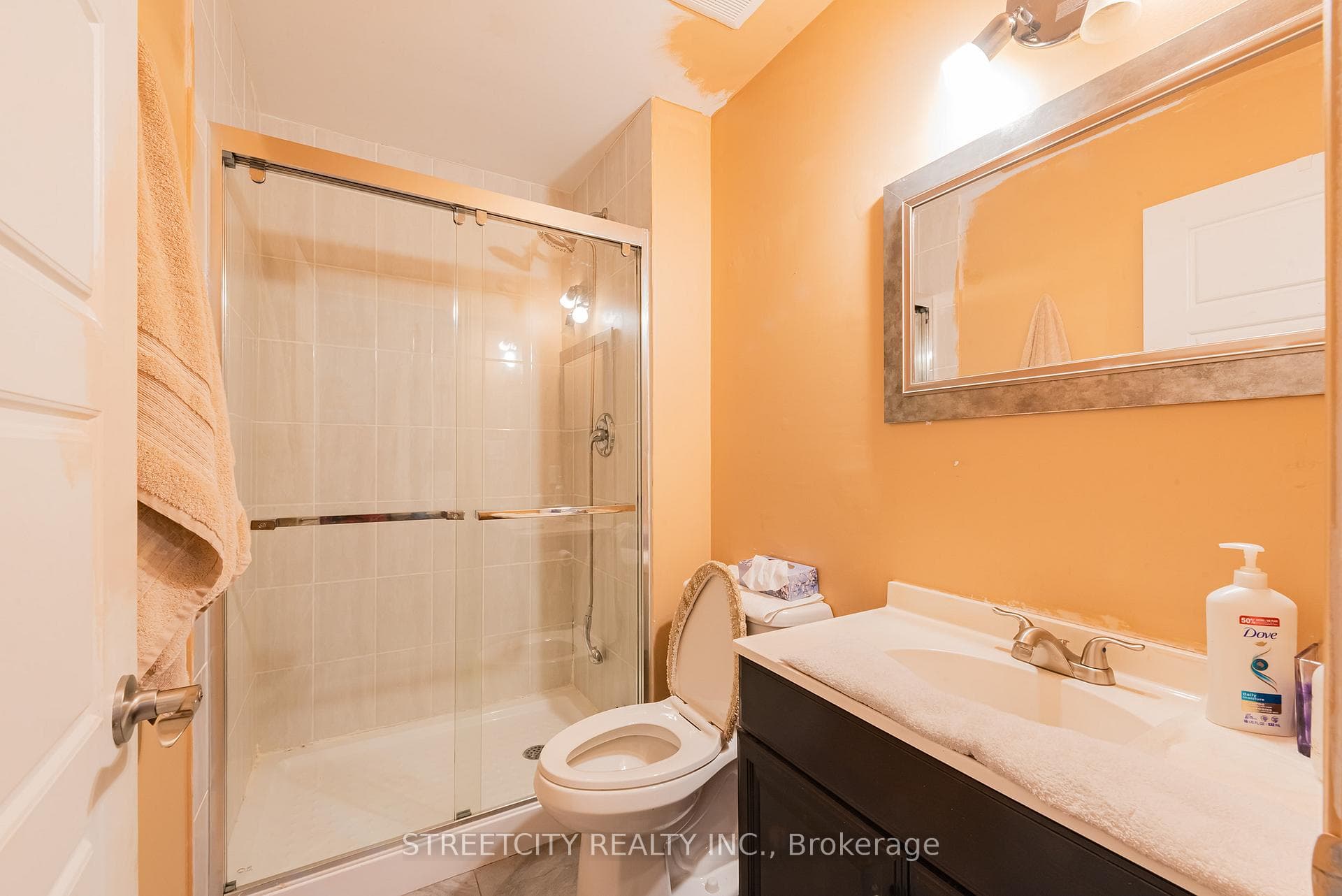251 Jewel Street photo 14