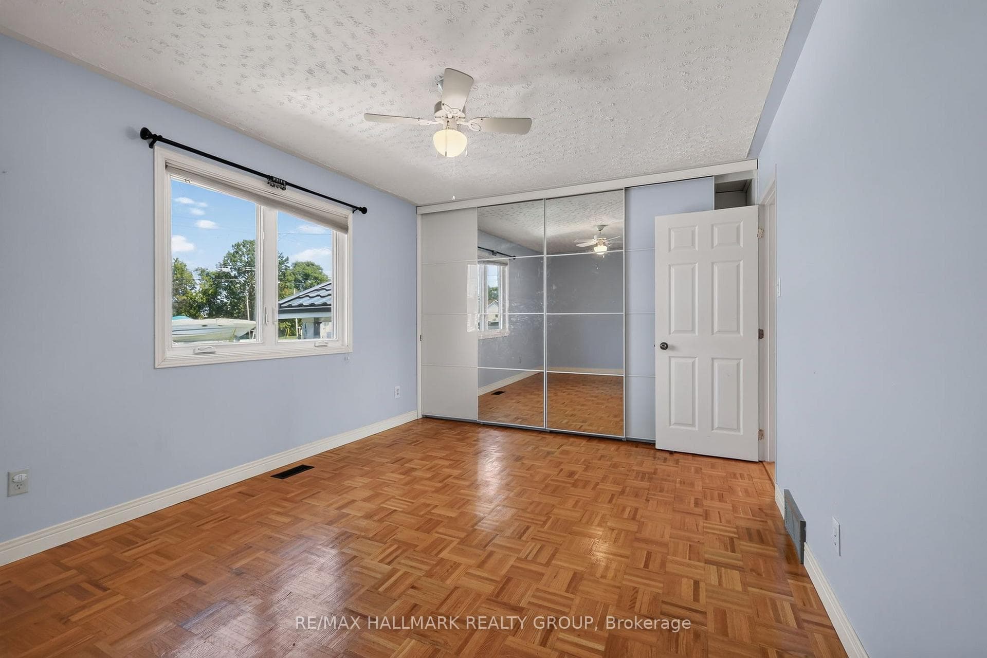 2205 Woods Street photo 20