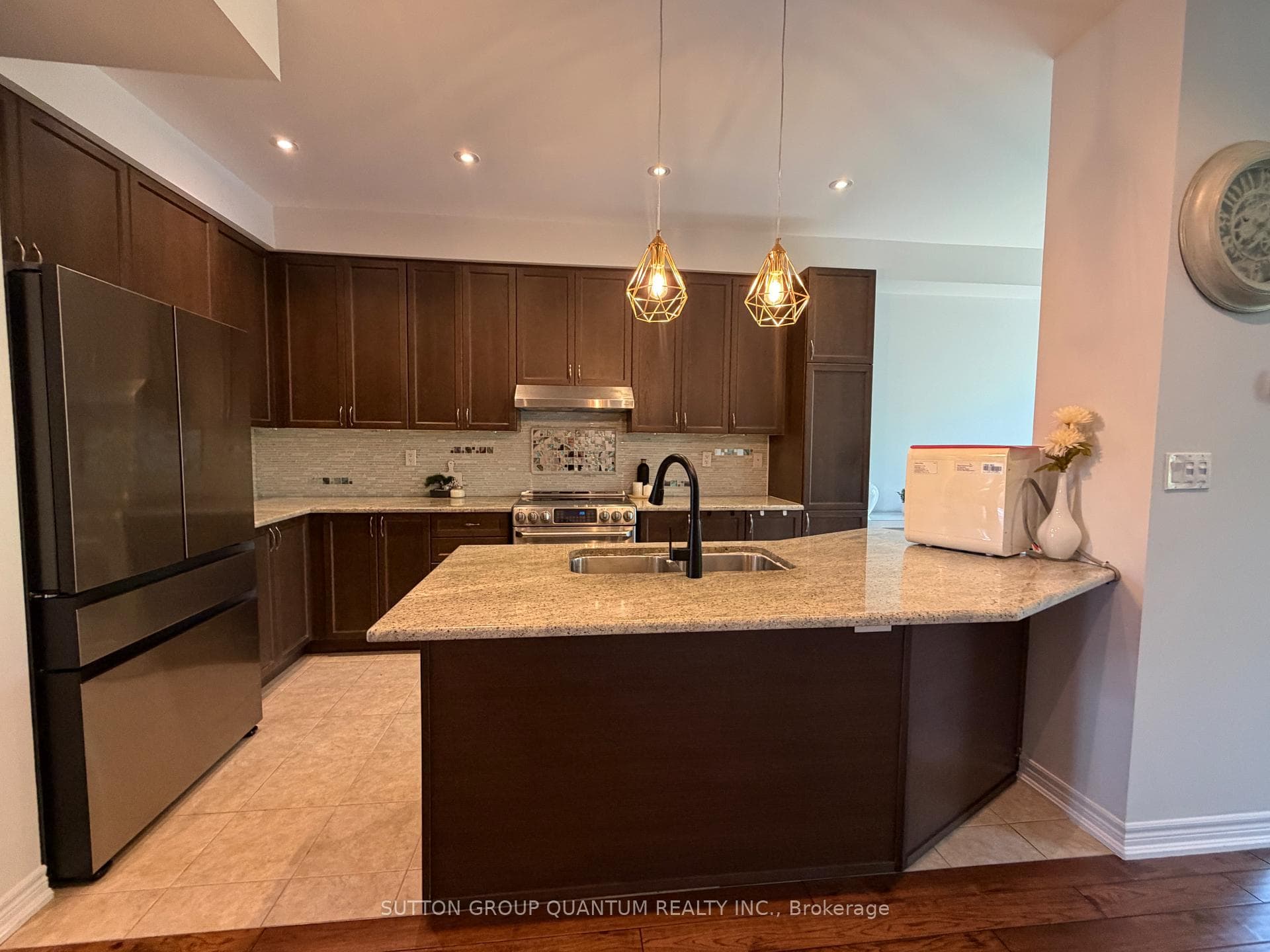102 Lake Avenue photo 10