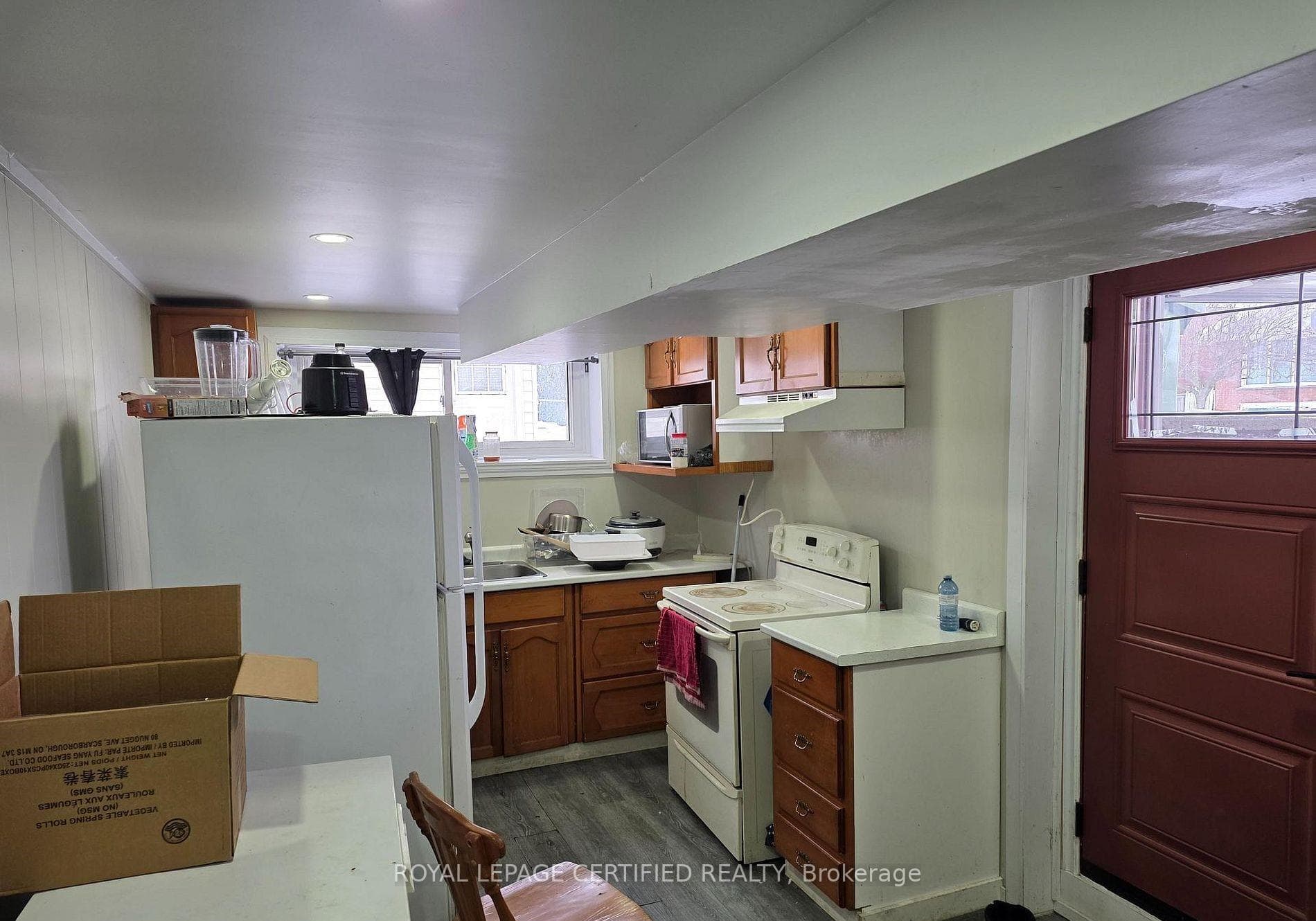 2 Rideau Crescent photo 11