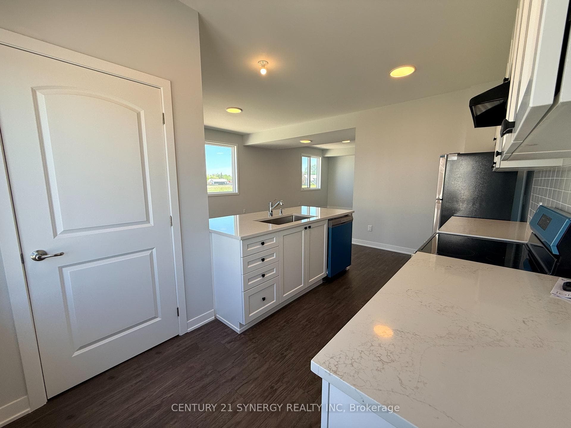 436 Patrick Street photo 17
