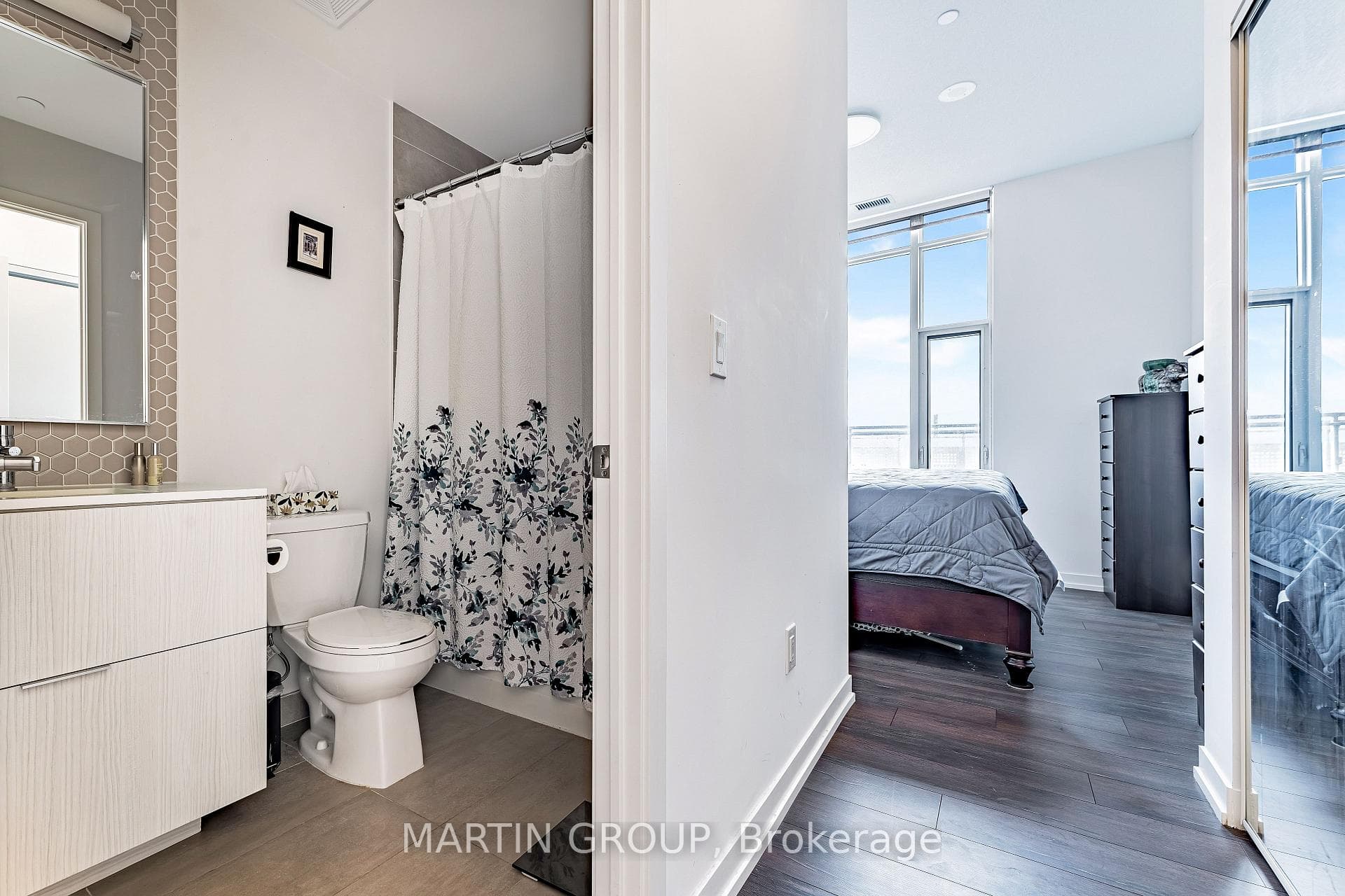 2520 EGLINTON Avenue Unit 317 photo 16