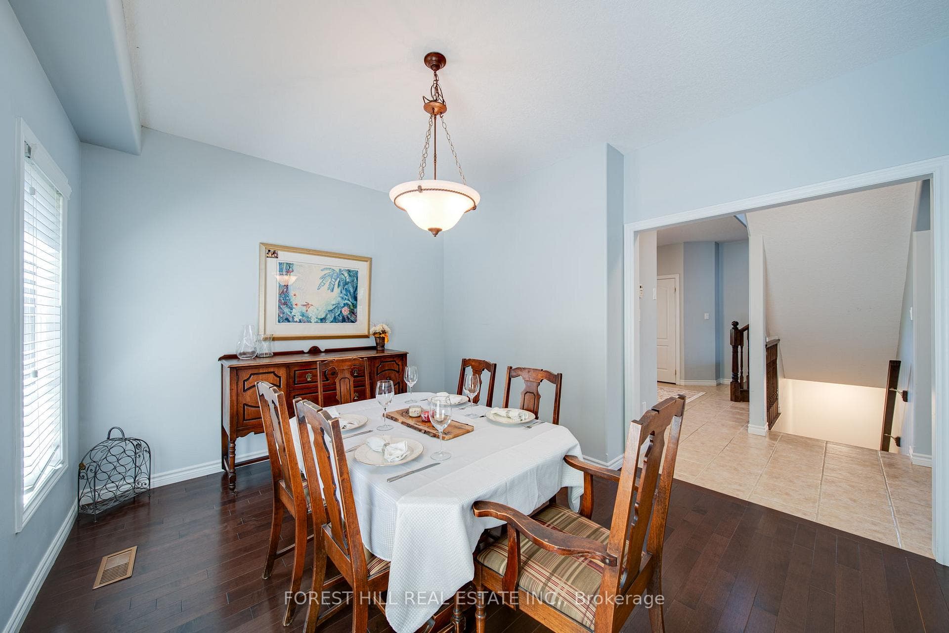 54 Chamberlain Crescent photo 8