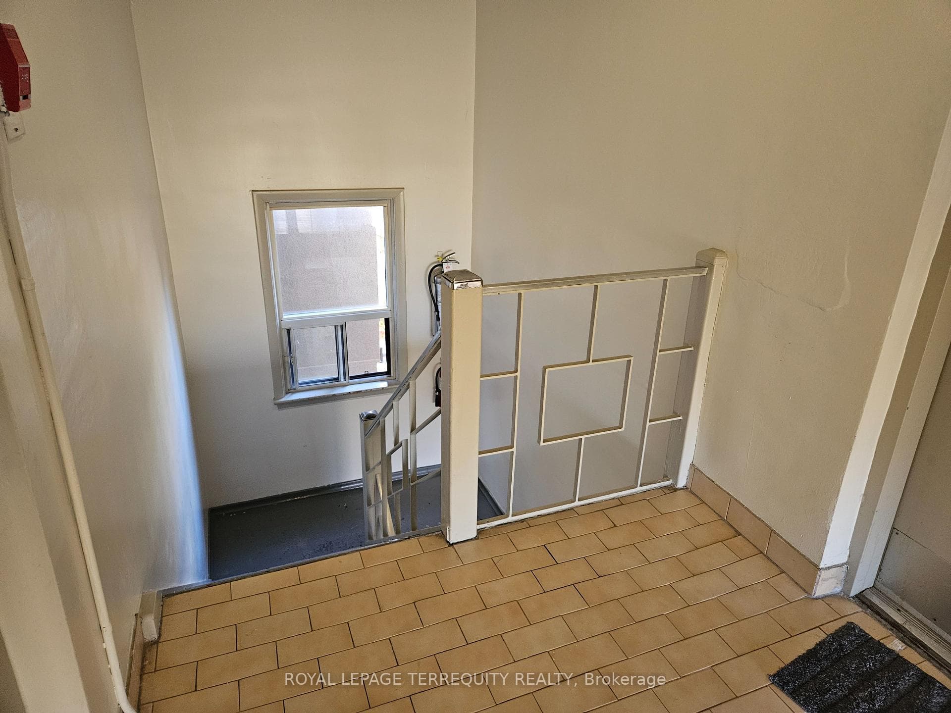 450 Arlington Avenue Unit 6 photo 37