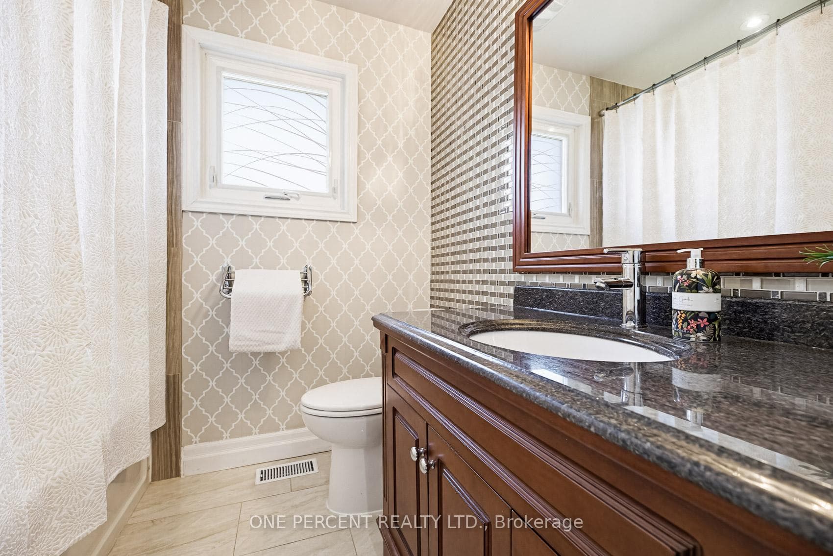 36 Coachwood Manor Court photo 22