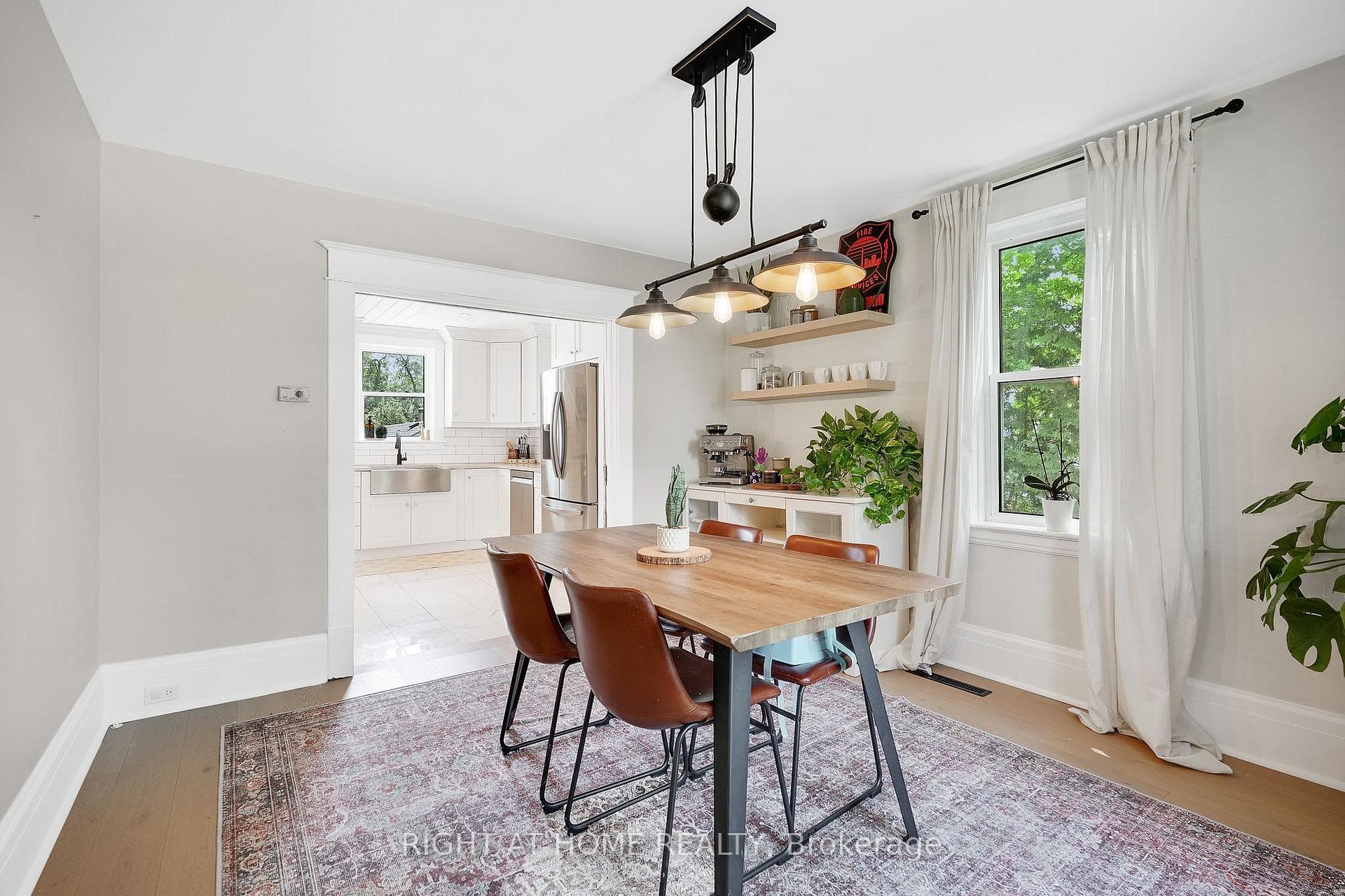 123 John Street photo 6