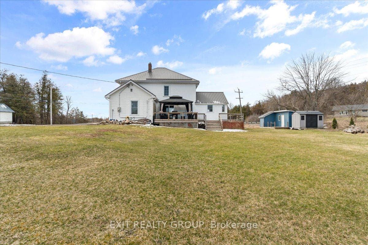 289 Hoskin Road photo 39