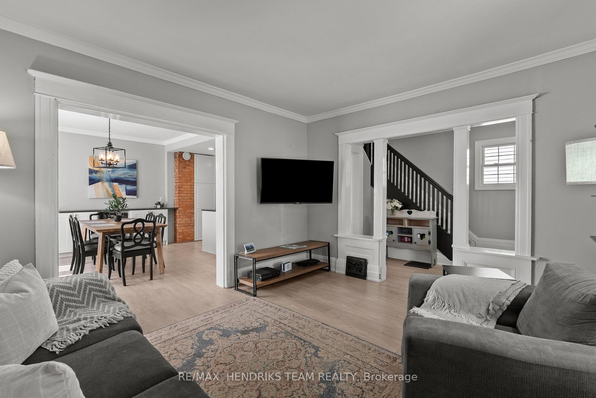 69 Chaplin Avenue photo 10