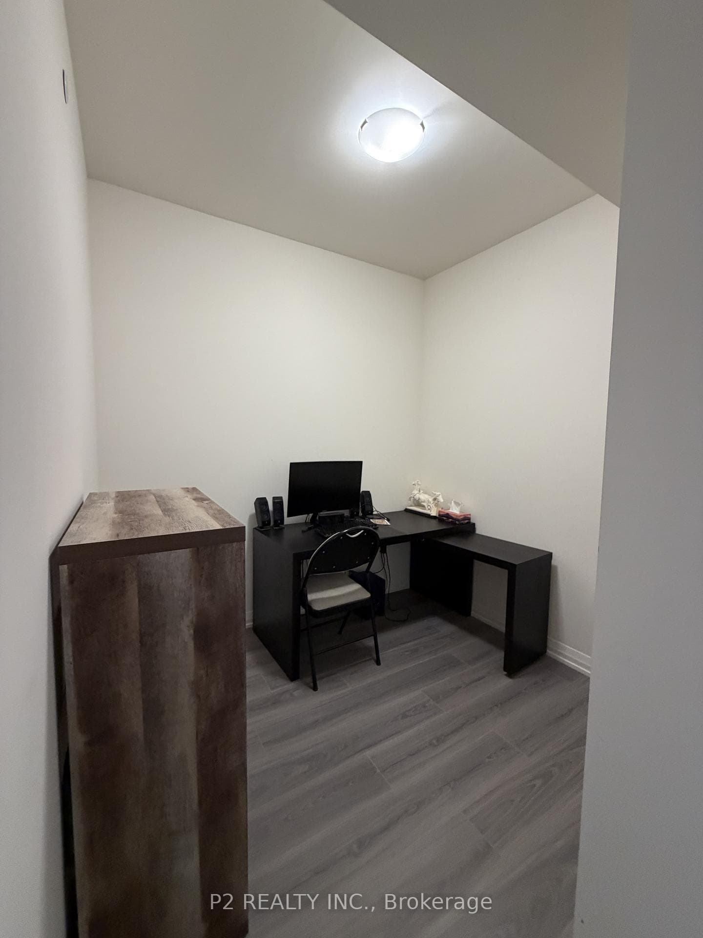 8960 Jane Street Unit 1816 photo 10