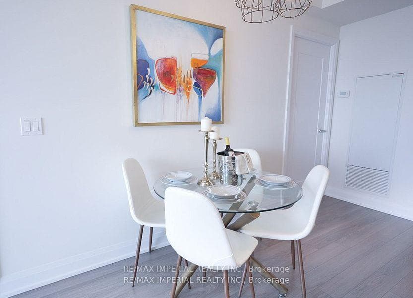 18 Graydon Hall Drive Unit 2303 photo 8