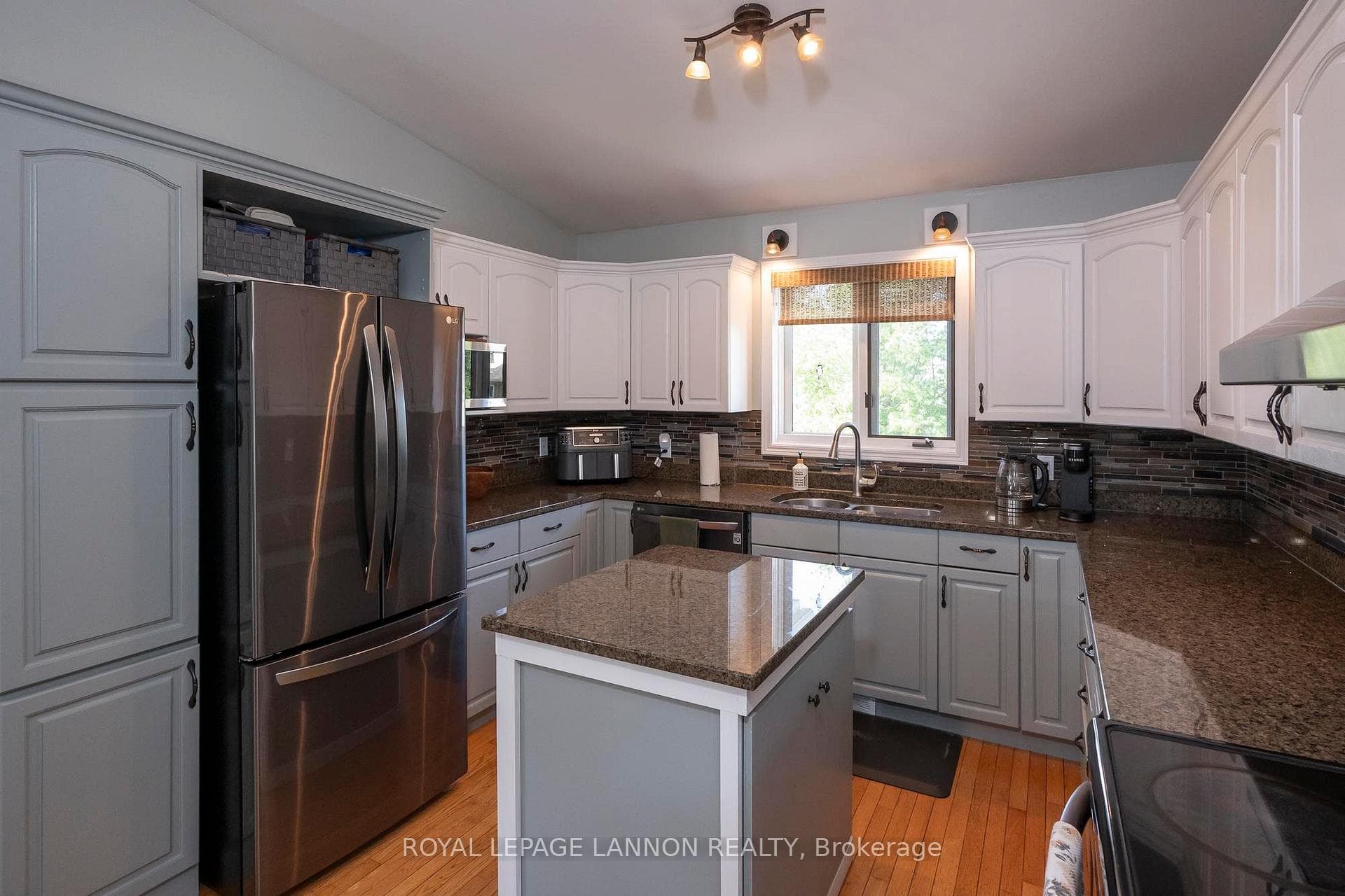 444 Tuscany Drive photo 9