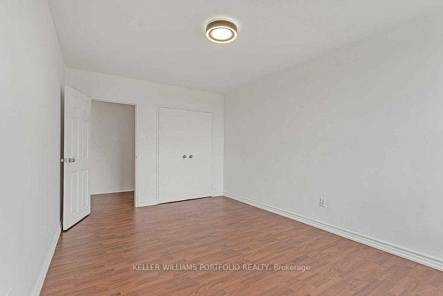 921 Midland Avenue Unit 704 photo 22