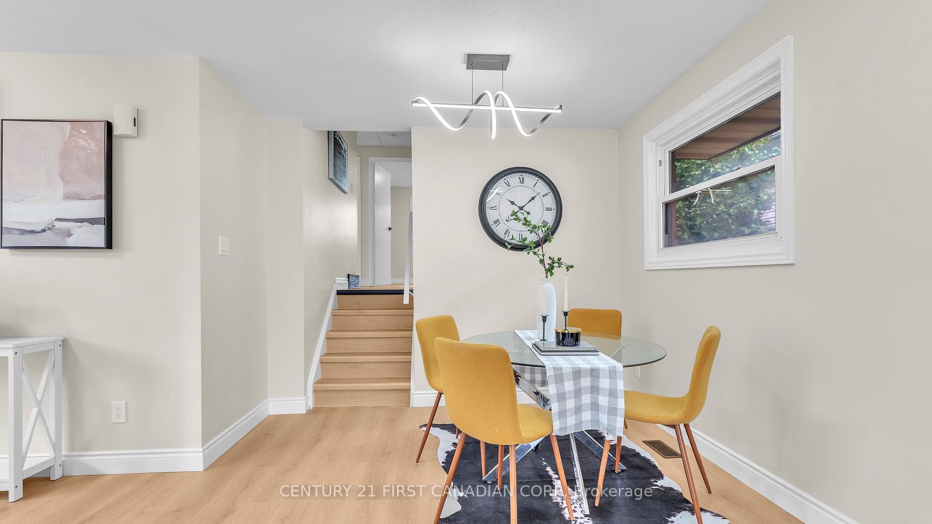 167 Carlyle Drive photo 8