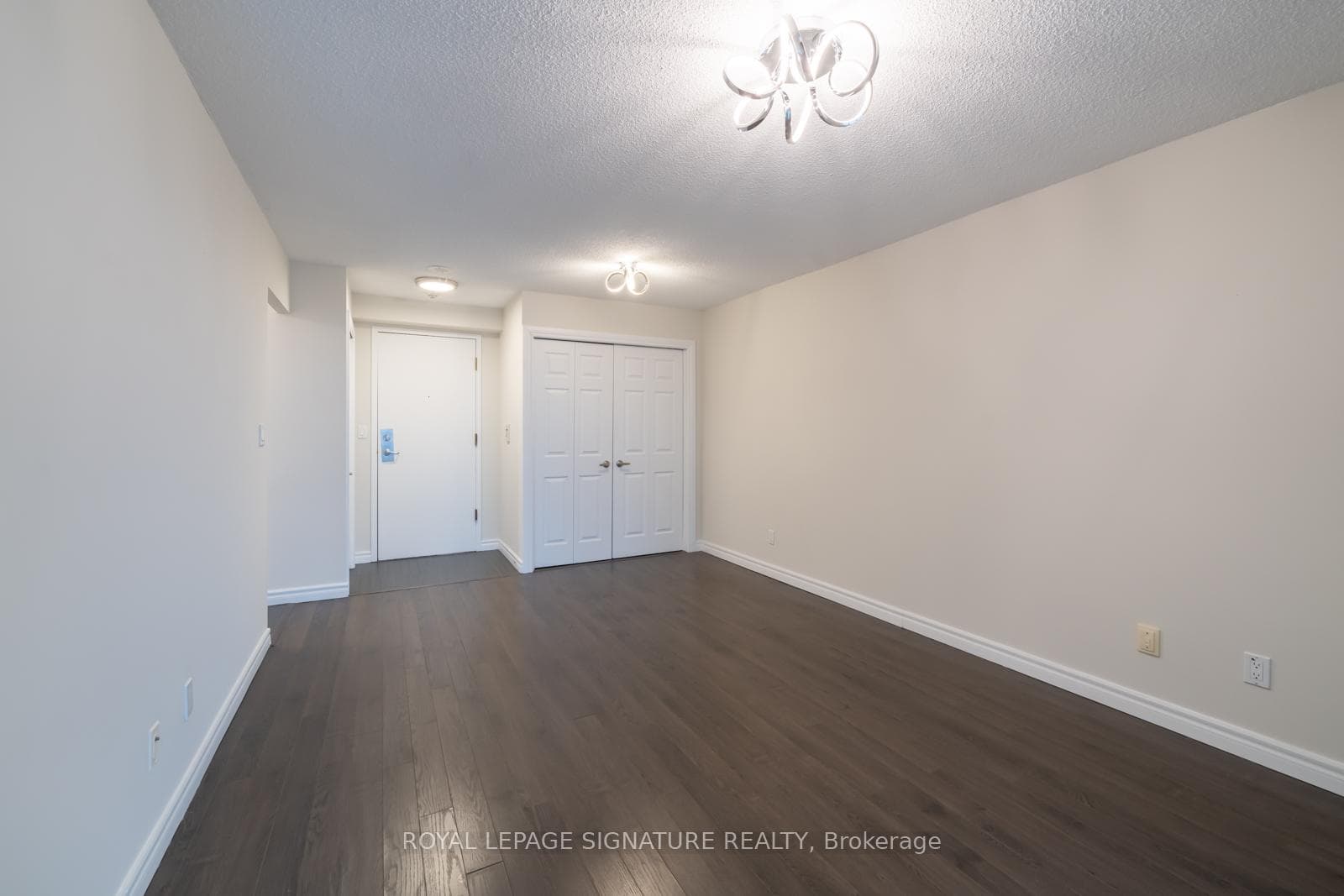 68 Corporate Drive Unit 2735 photo 10