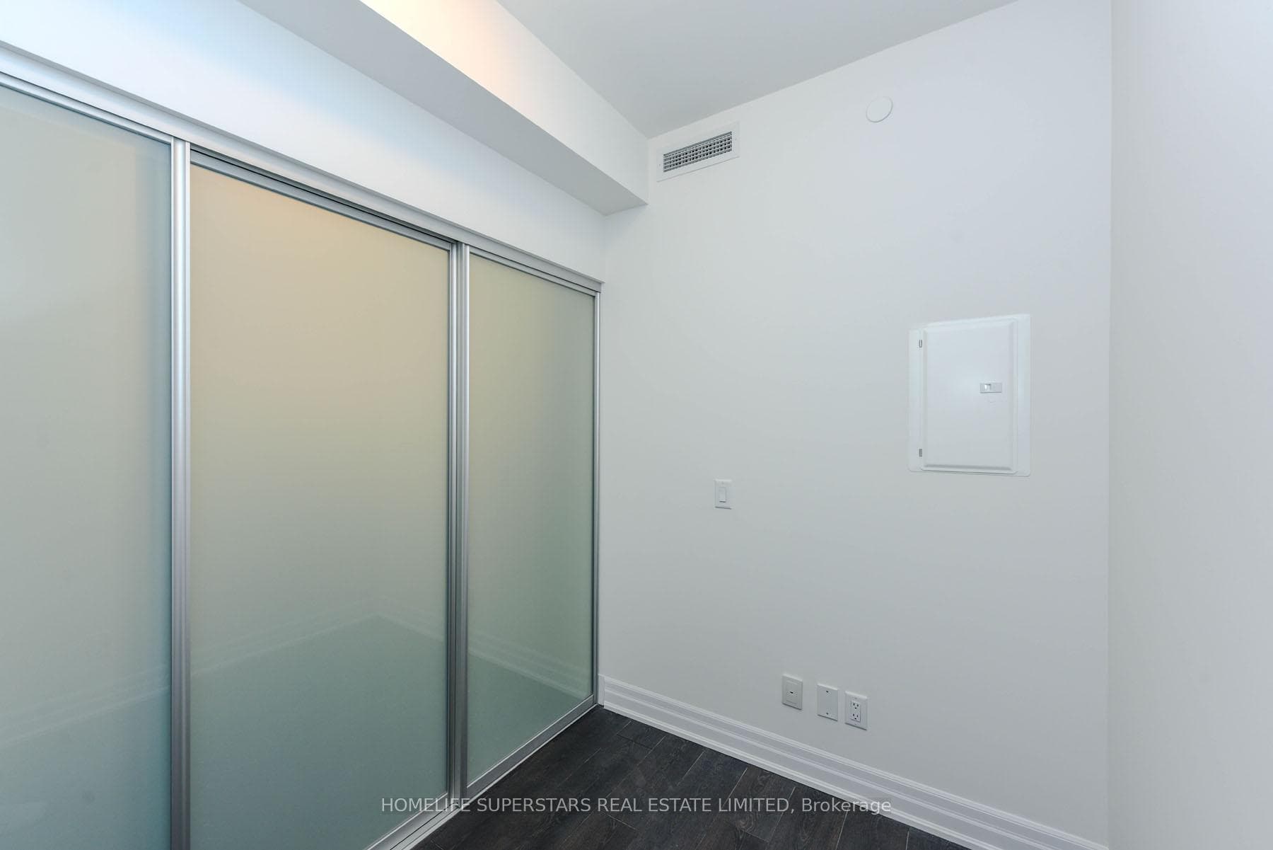 30 Elm Drive Unit 2905 photo 8