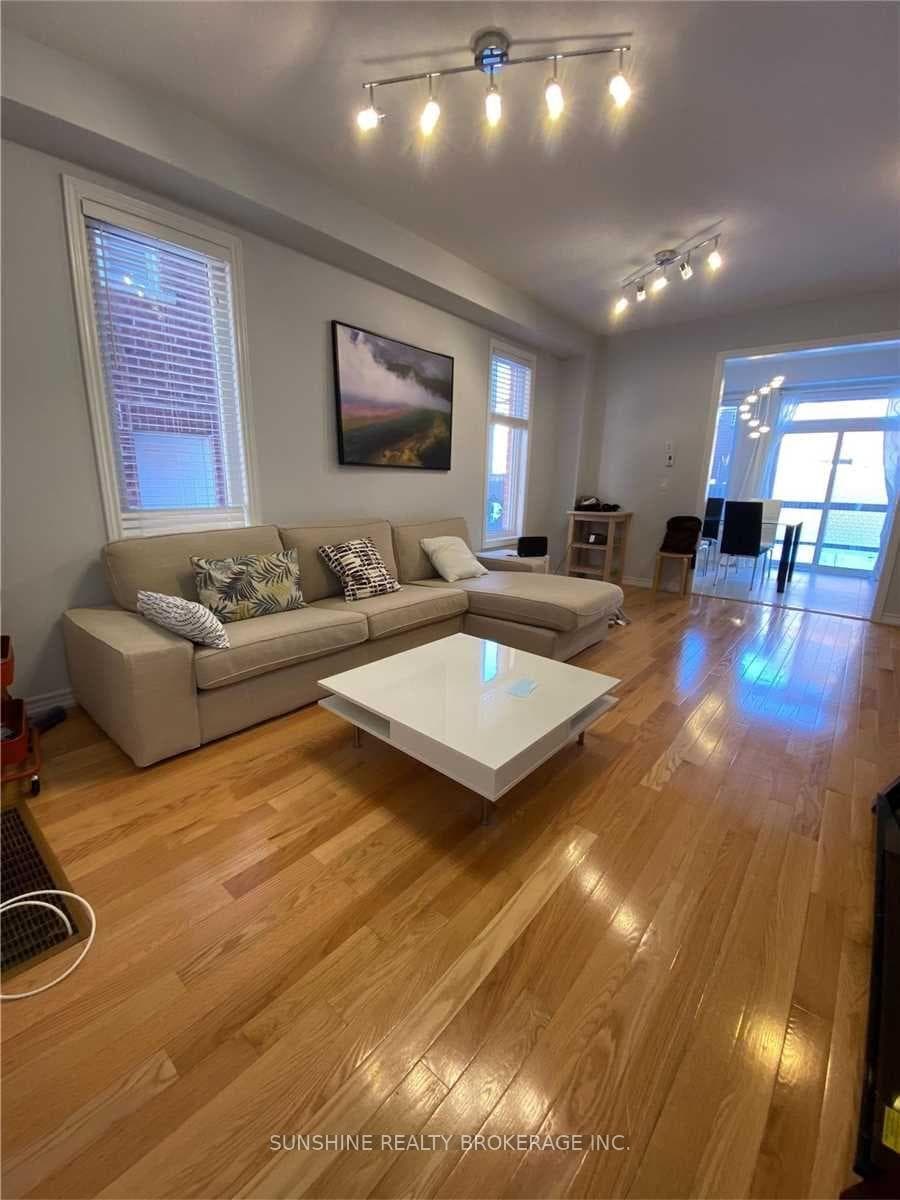 94 Carolina Rose Crescent photo 5
