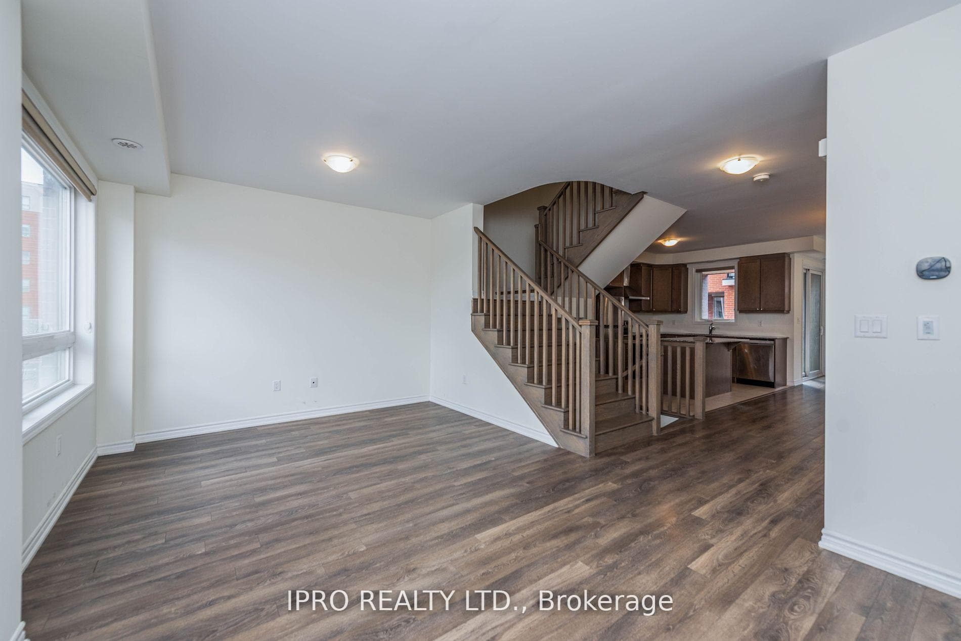 278 Lagerfeld Drive photo 20
