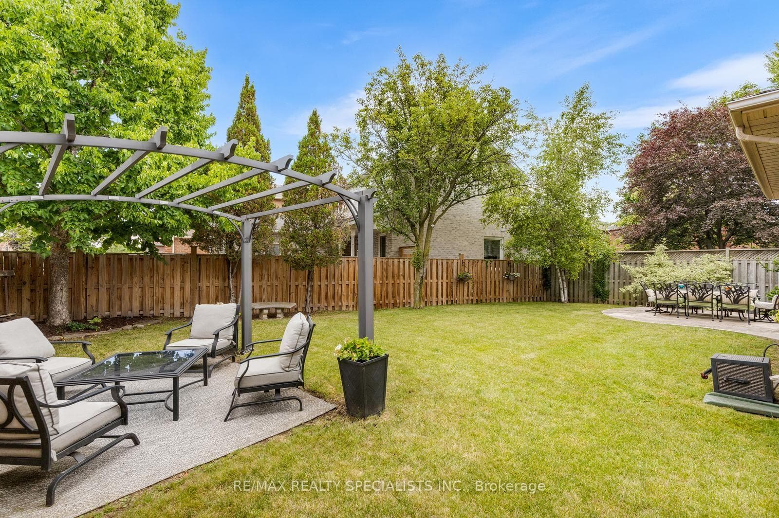 3879 Periwinkle Crescent photo 33