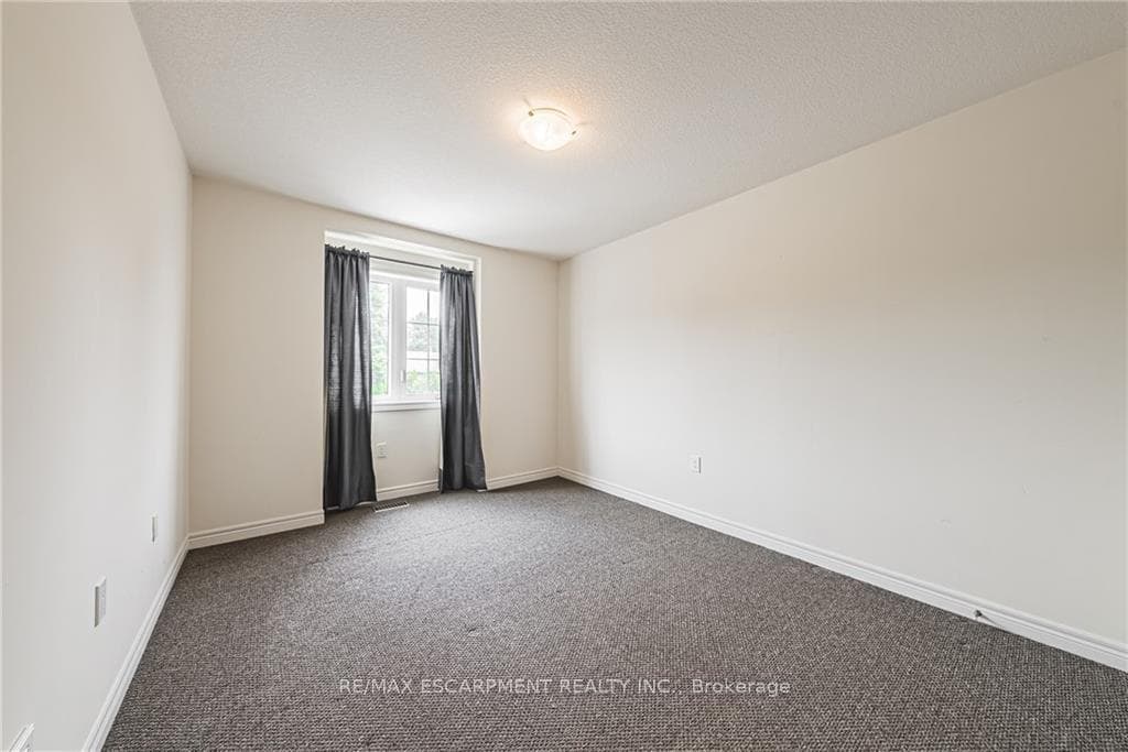 43 Kerman Avenue Unit 8 photo 26