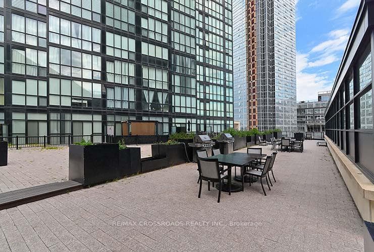 2910 Highway 7 Road Unit 908 photo 29