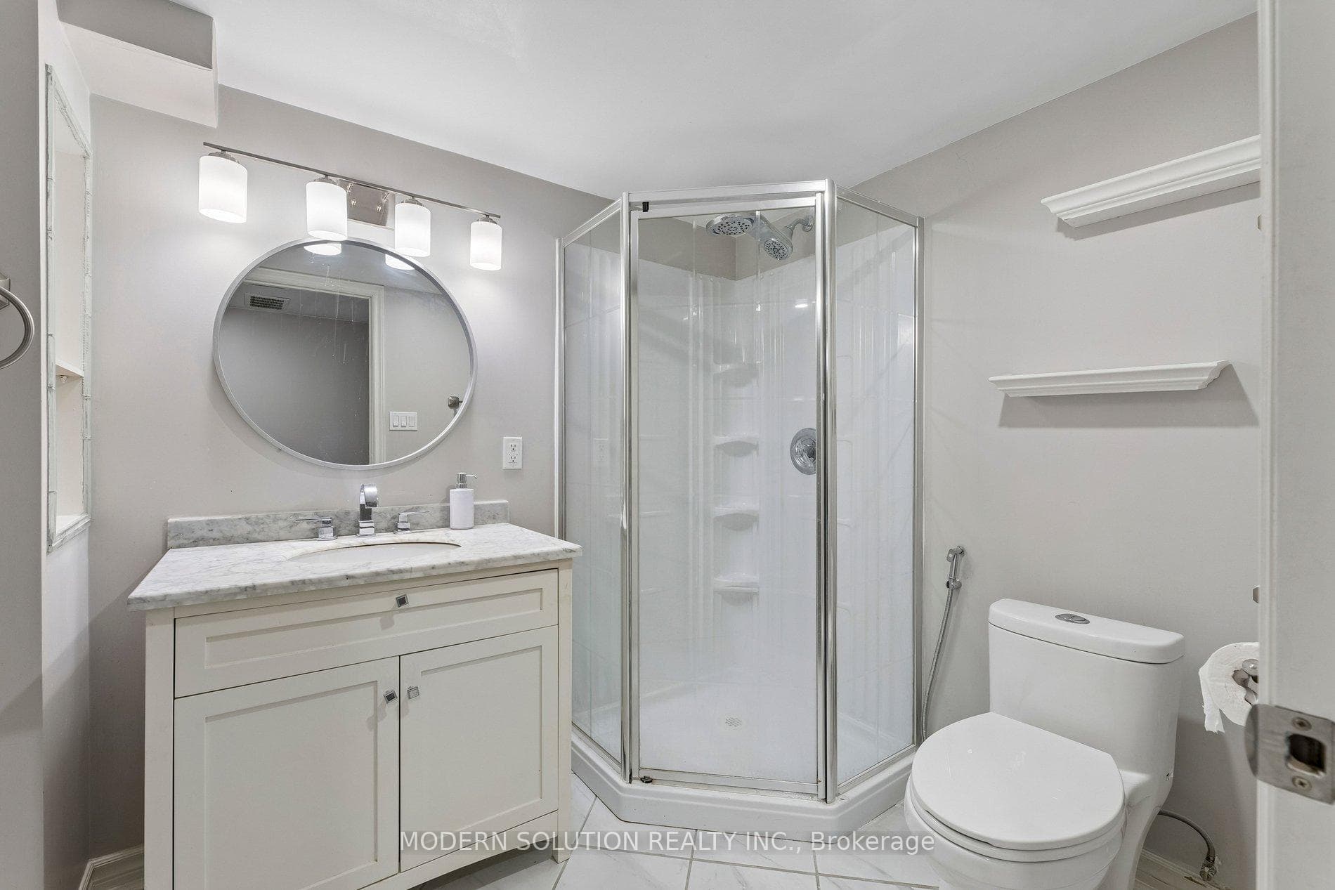 61 Godfrey Drive photo 37