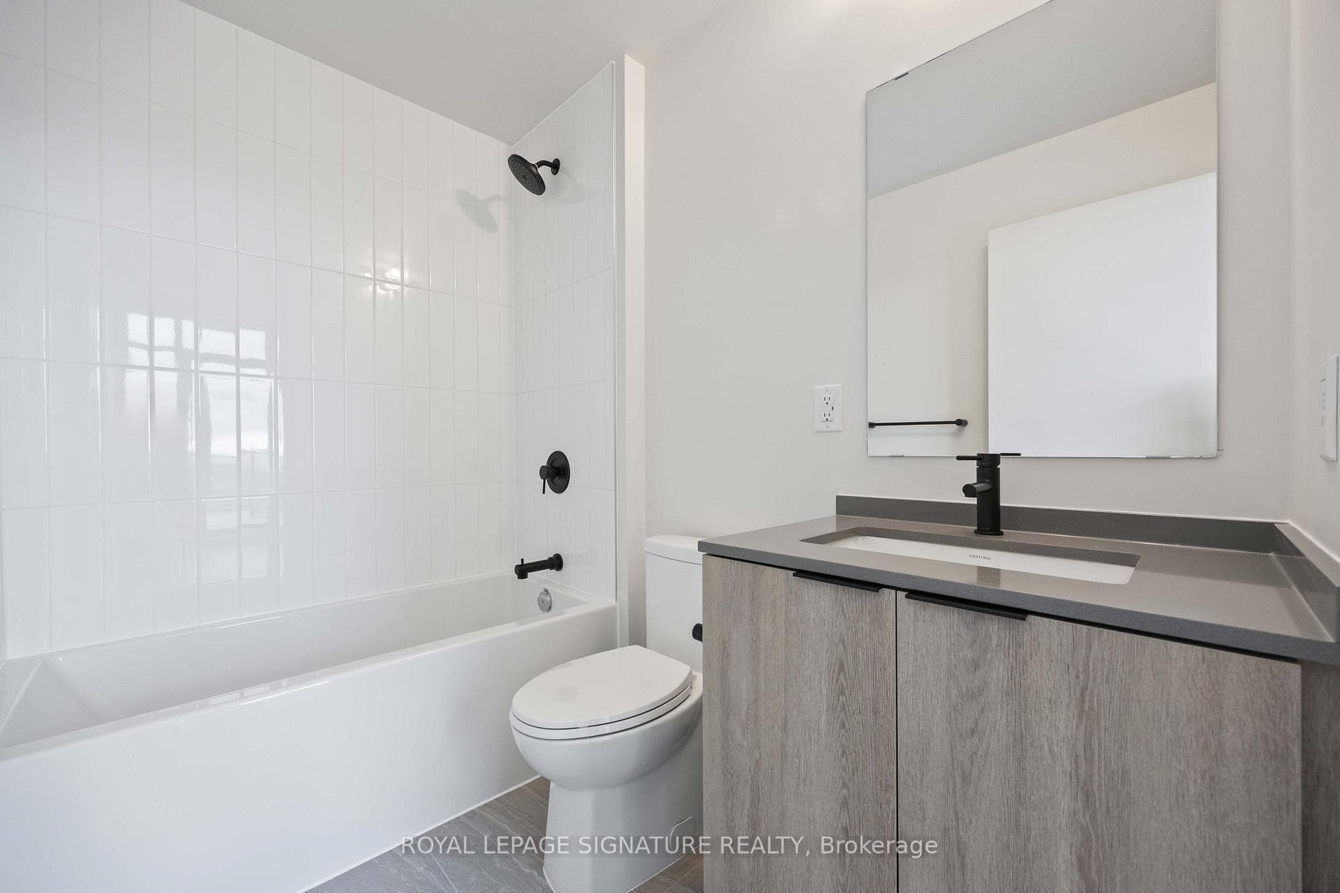 181 Sterling Road Unit 1505 photo 13
