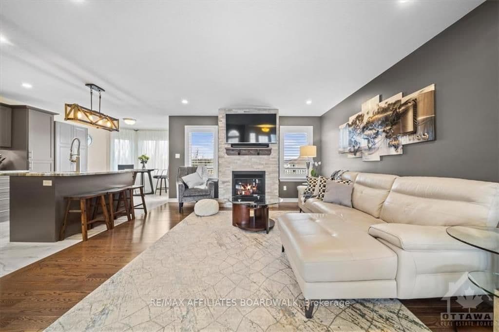 282 COUNTRY LANE Drive photo 7